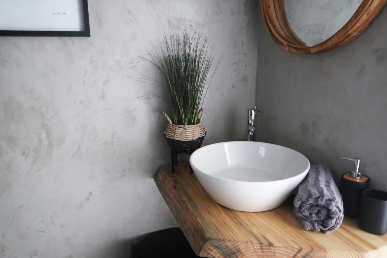 Quiet Hidden Gem In Historic Stellenbosch Apartment Exterior photo